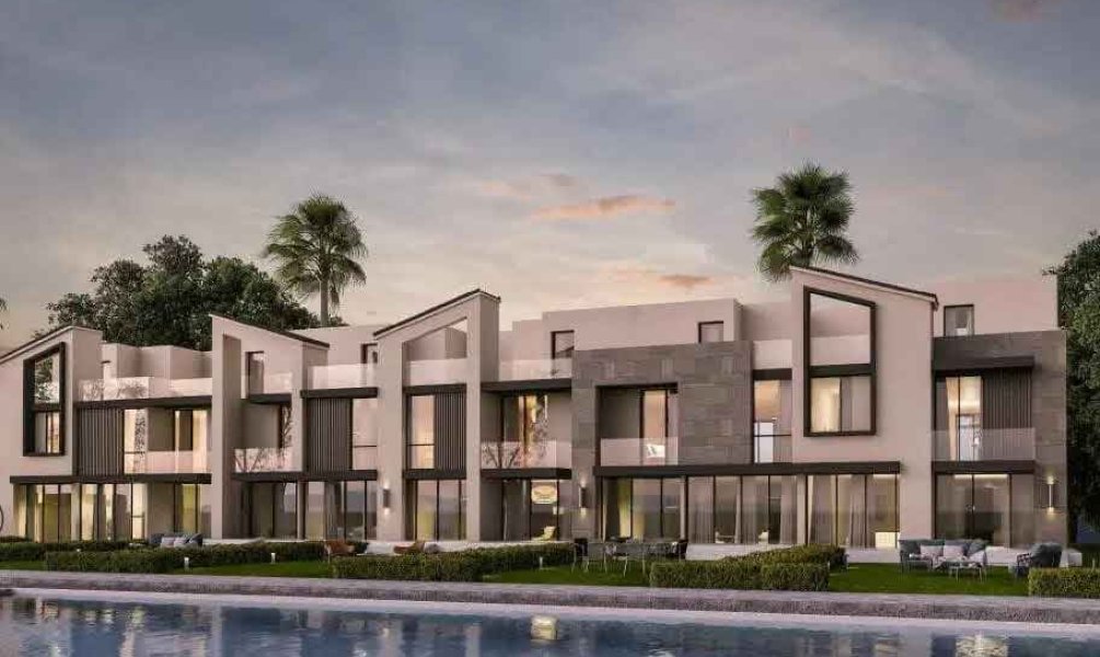 تاون هاوس مميز للبيع في ات ايست في مدينة المستقبل 1 ات ايست في مدينة المستقبل