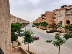 شقة للبيع في ستون ريزيدنس القاهرة الجديدة بمساحة 175م² ومقدم 2,115,750 ج.م