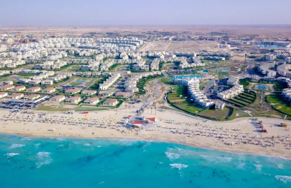 قرية أمواج الساحل الشمالي – رفاهية السكن واستثمار مضمون في سيدي عبد الرحمن 3 أسعار قرية امواج الساحل الشمالي